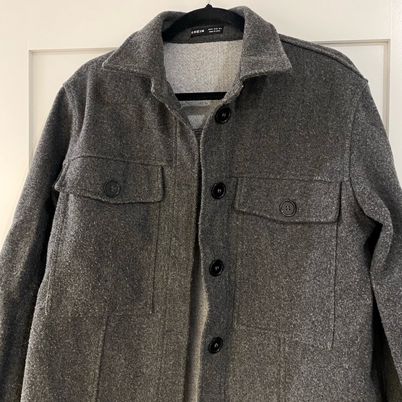 Grey Button up Short Coat - Pocket Lapel SHEIN - Picture 2 of 3